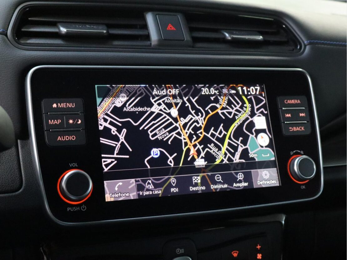 Nissan LEAF N-Connecta 12