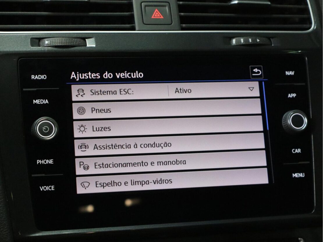 Volkswagen Golf 1.6 TDI Confortline Variant 12