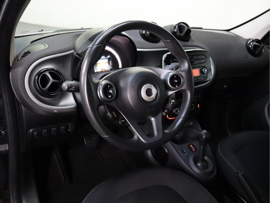 Smart Forfour 0.9  passion 5