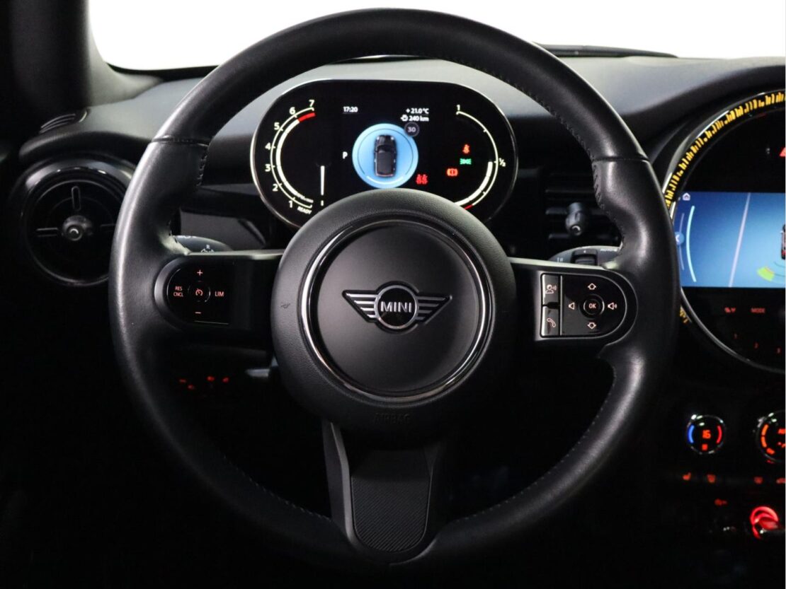 Mini Mini Cooper Cabrio Auto 16