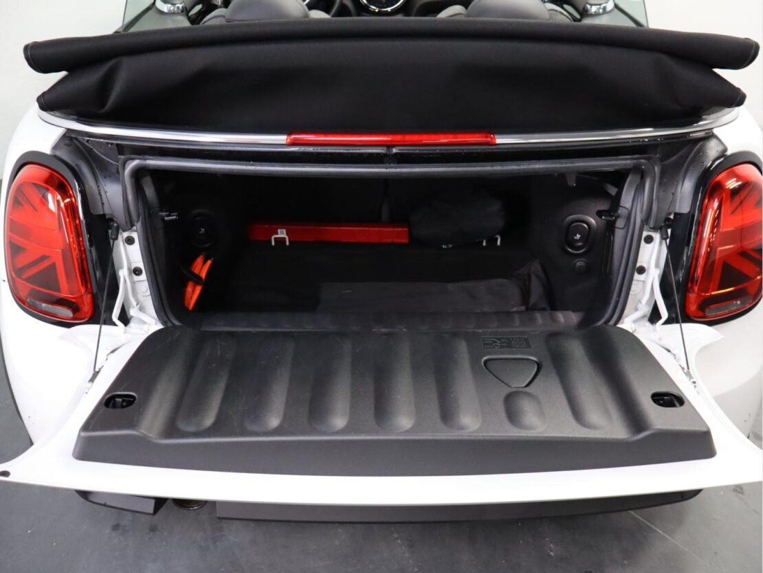 Mini Mini Cooper Cabrio Auto 34