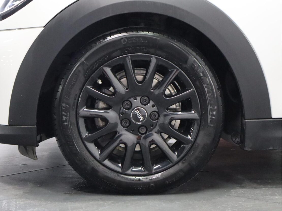 Mini Mini Cooper Cabrio Auto 35