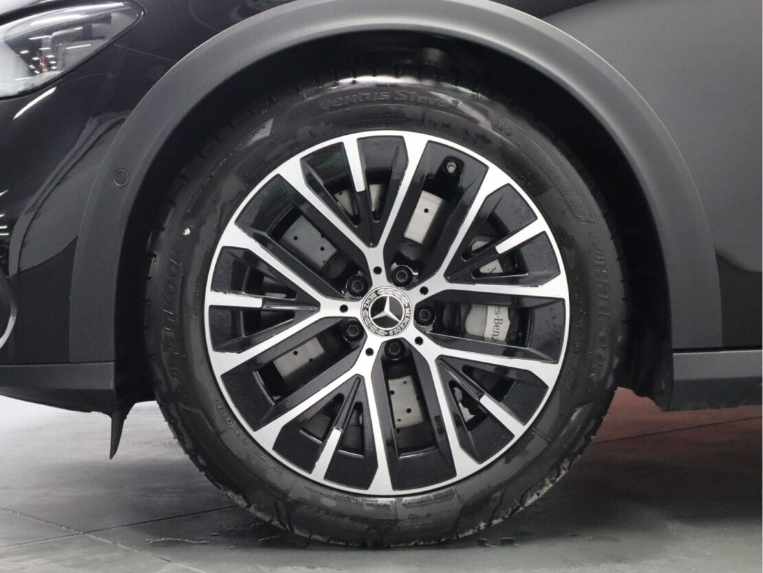 Mercedes Benz Classe E E 30 de 4MATIC All-Terrain 41
