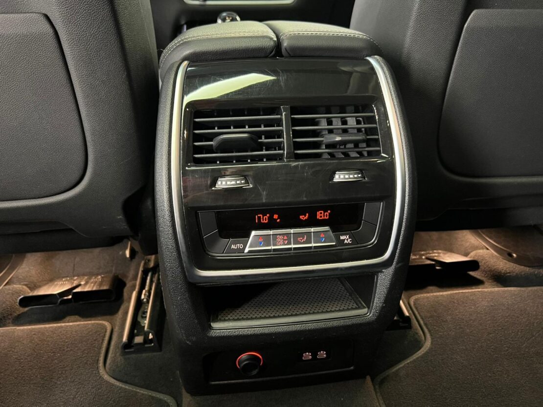 BMW X7 xDrive40i Auto 16