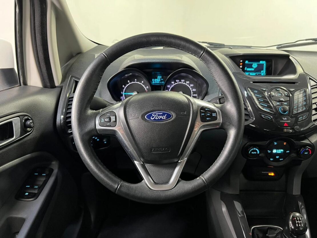 Ford EcoSport 1.0 EcoBoost  TITANIUM 8