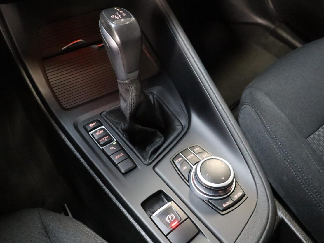 BMW X1 xDrive25e Business Advantage 17