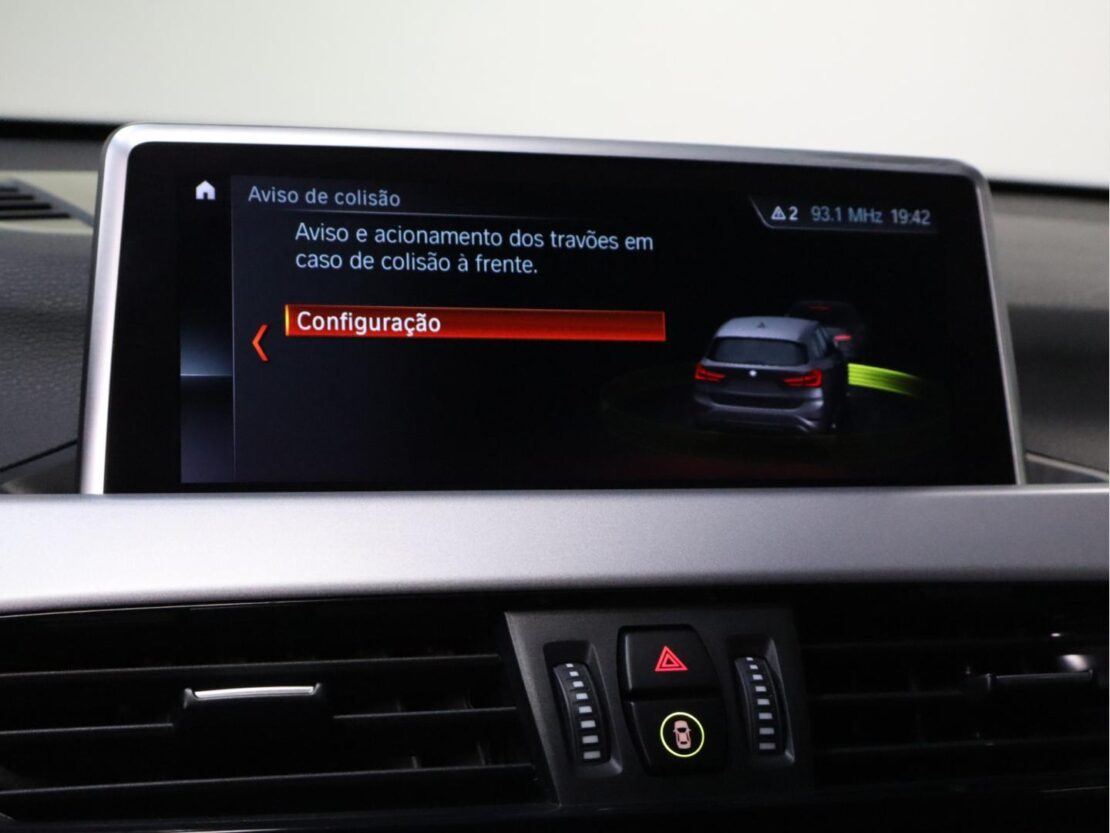 BMW X1 xDrive25e Business Advantage 13