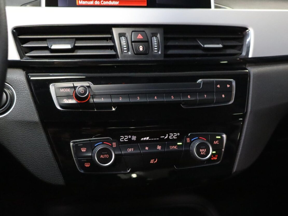 BMW X1 xDrive25e Business Advantage 21
