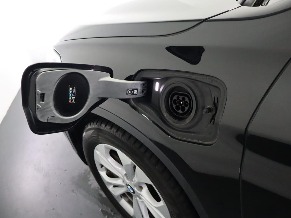BMW X1 xDrive25e Business Advantage 7