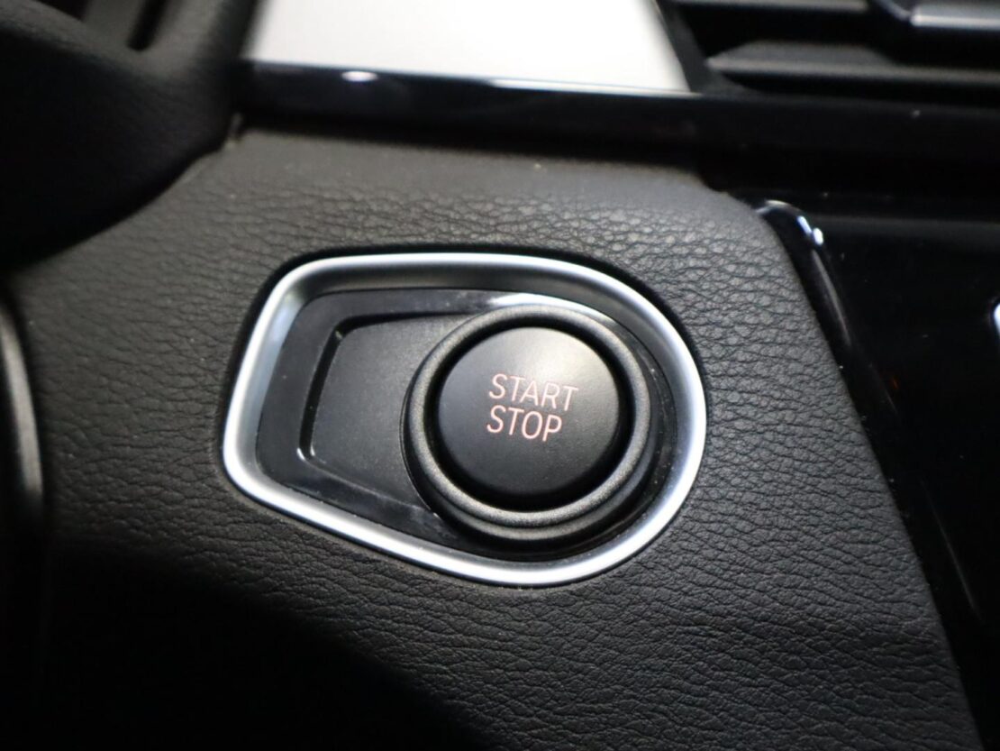 BMW X1 xDrive25e Business Advantage 14