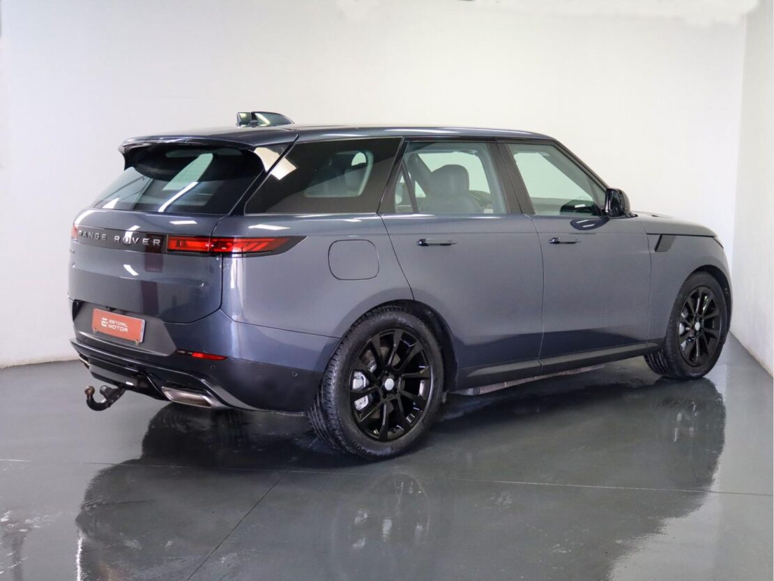 Land Rover Range Rover Sport 3.0 P440e Dynamic SE 3