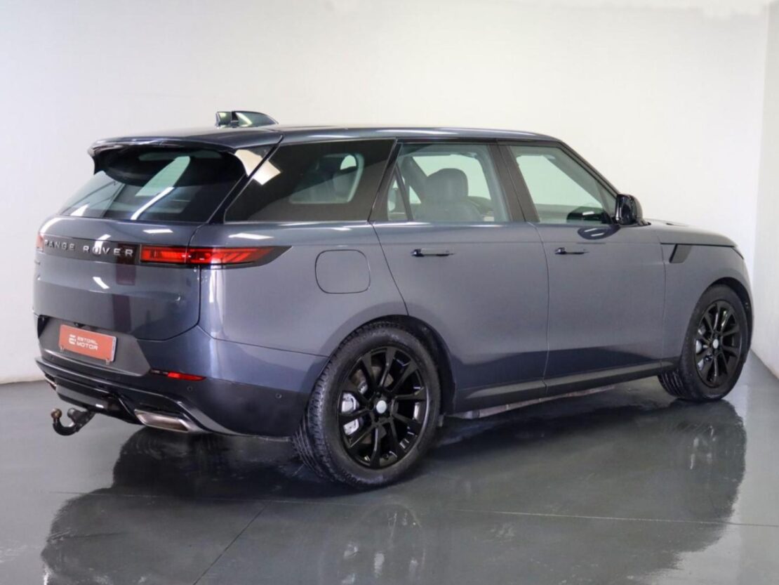 Land Rover Range Rover Sport 3.0 P440e Dynamic SE 3