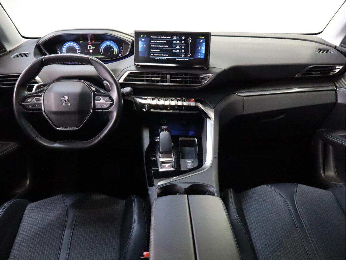 Peugeot 3008 1.6 Hybrid Allure e-EAT8 8