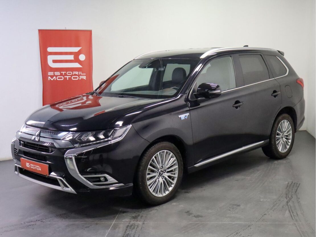 Mitsubishi Outlander 2.4 Mivec PHEV Instyle 1