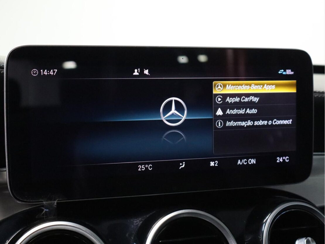 Mercedes Benz Classe C C 300 de AMG 11
