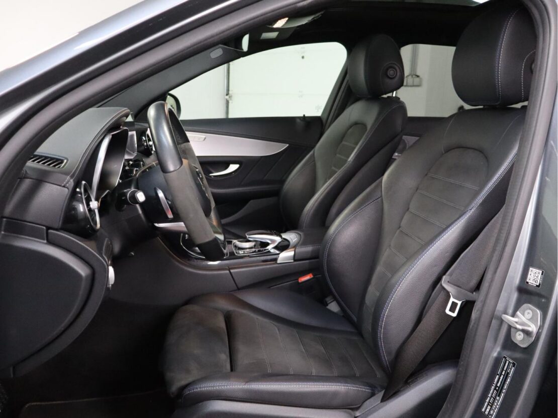 Mercedes Benz Classe C C 300 de AMG 6