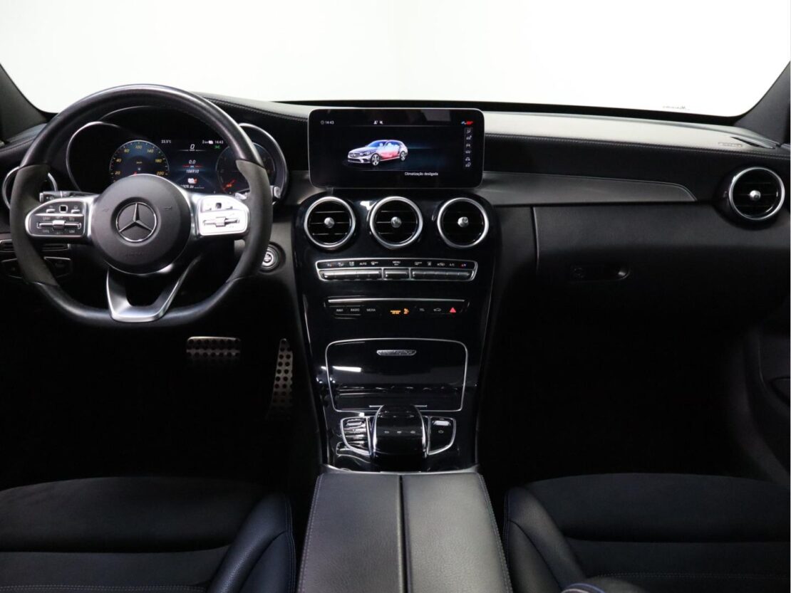 Mercedes Benz Classe C C 300 de AMG 8