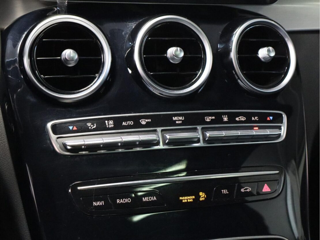 Mercedes Benz Classe C C 300 de AMG 19