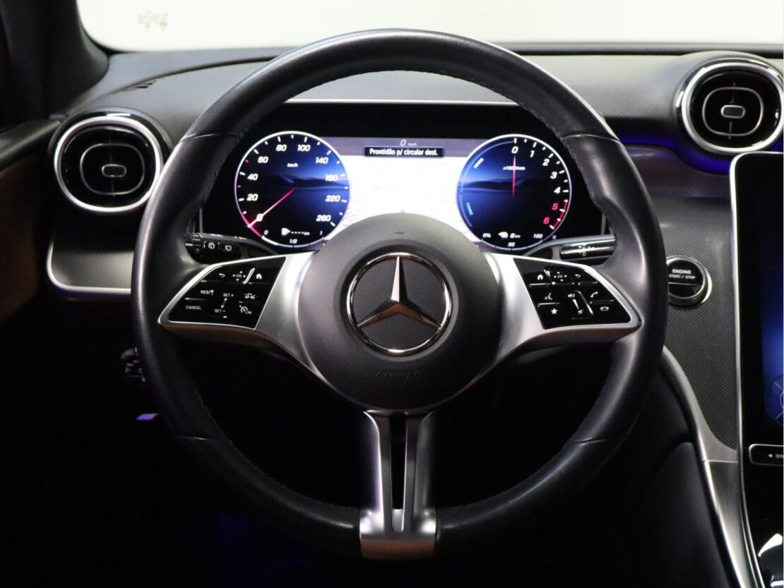 Mercedes Benz GLC 300 de 4MATIC 9