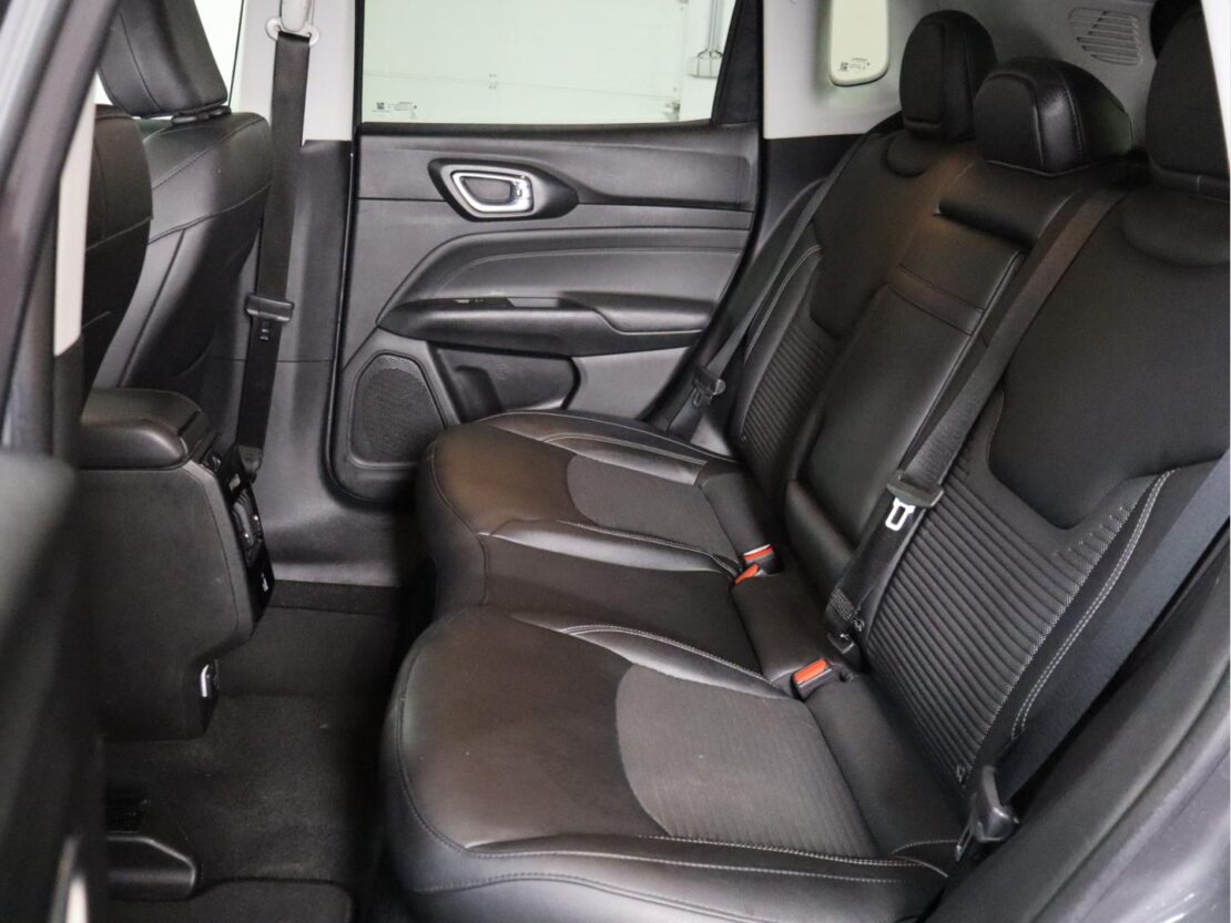 Jeep Compass Limited 1.3 TG Plug In Hybrid 4Xe 7