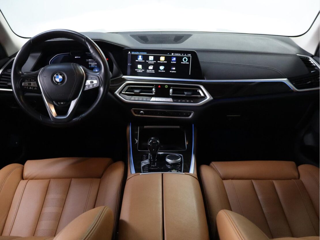 BMW X5 xDrive45e Auto 8