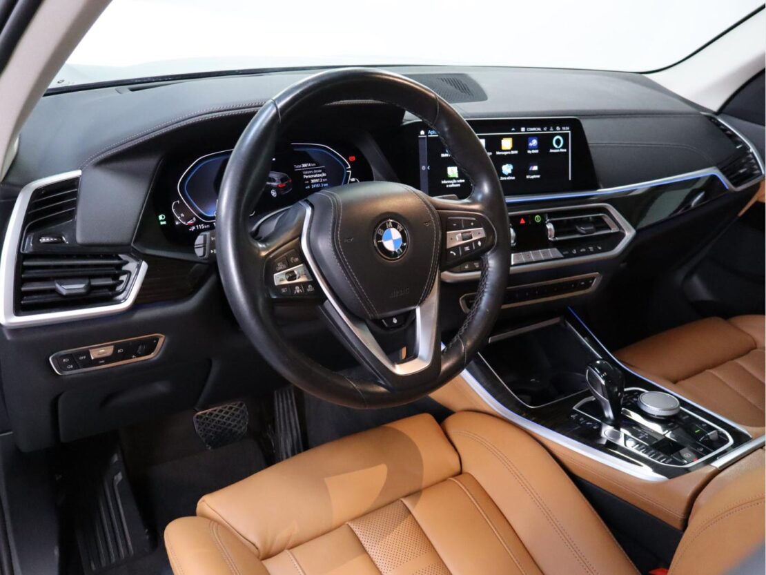 BMW X5 xDrive45e Auto 5