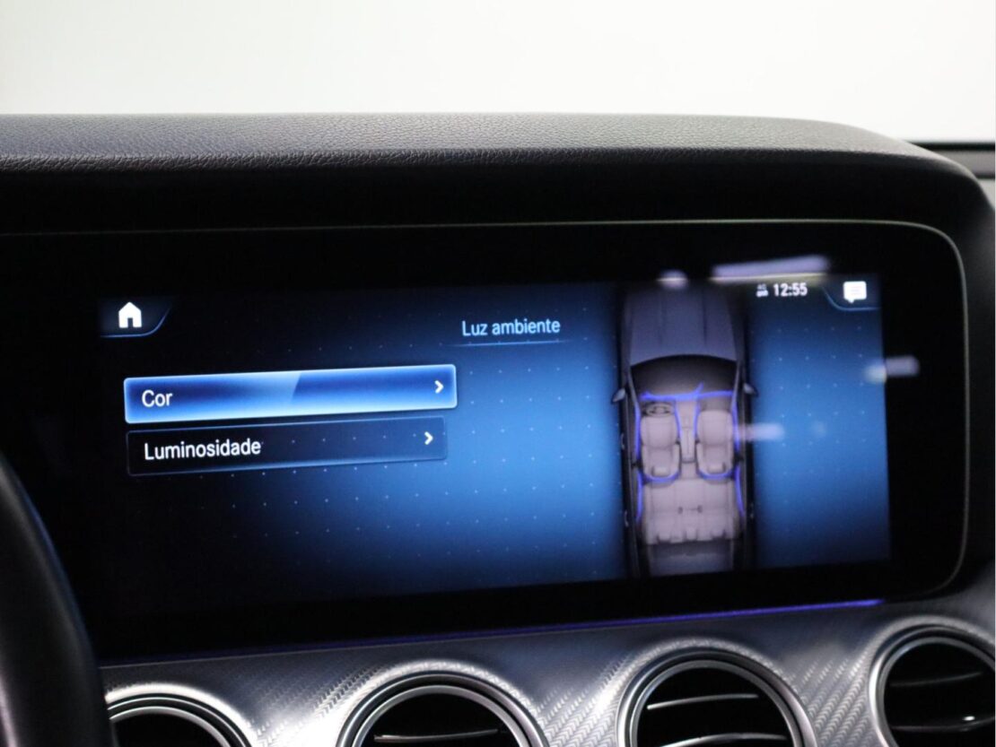 Mercedes Benz Classe E E 300 de Exclusive 12