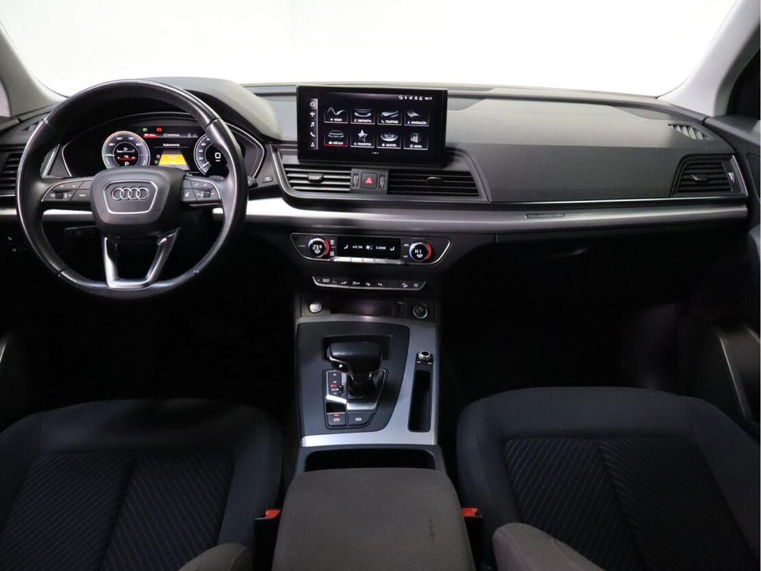 Audi Q5 50 TFSIe quattro S tronic Advance 12