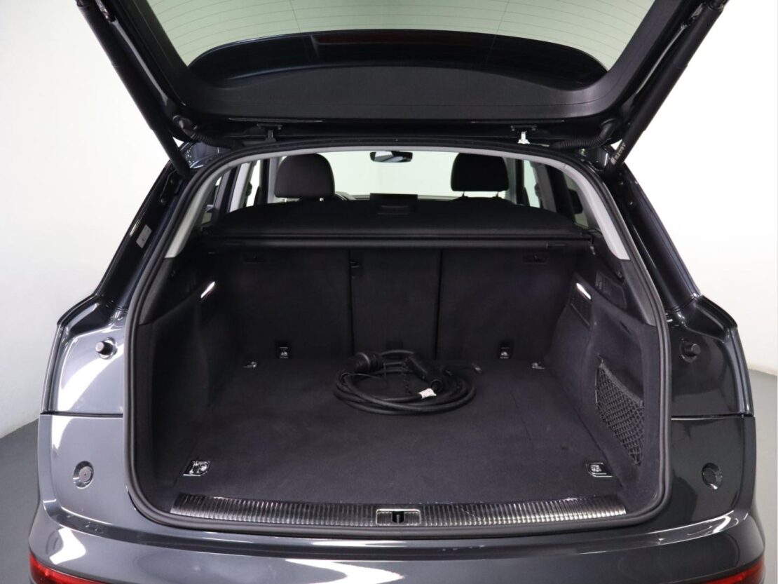 Audi Q5 50 TFSIe quattro S tronic Advance 25