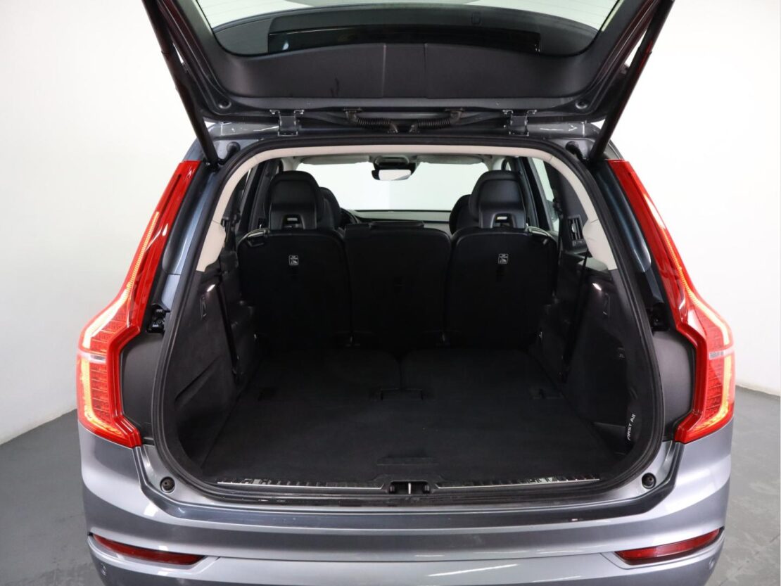 Volvo XC90 T8 Phev Momentum 4WD 21