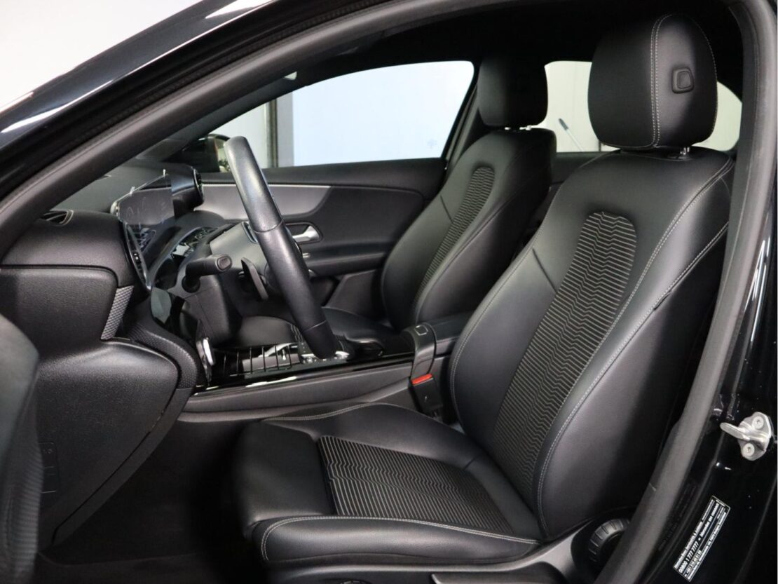 Mercedes Benz Classe A A 180d style  Auto 7