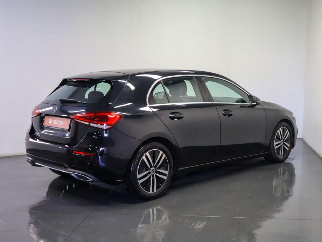 Mercedes Benz Classe A A 180d style  Auto 3