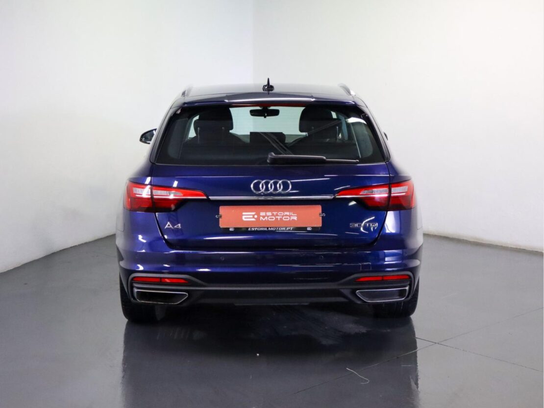 Audi A4 30 TDI S tronic Avant 4