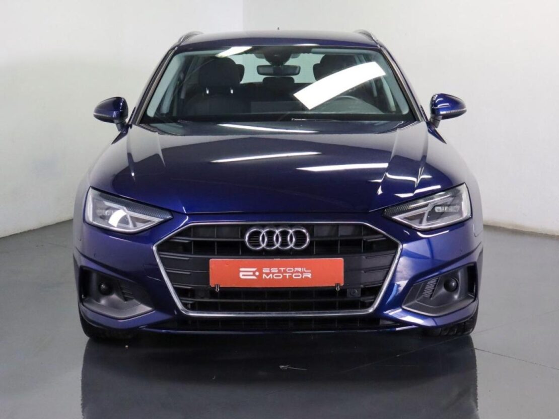 Audi A4 30 TDI S tronic Avant 2