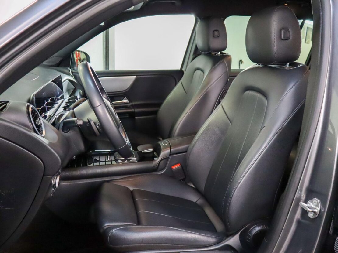 Mercedes Benz GLB 180 d Style 7