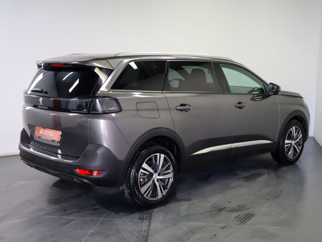Peugeot 5008 Allure 1.5 BlueHDi 3