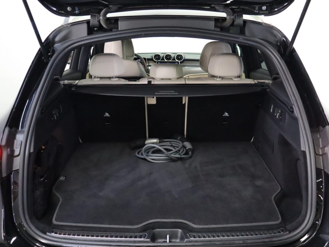 Mercedes Benz GLC 300 de 4MATIC 22