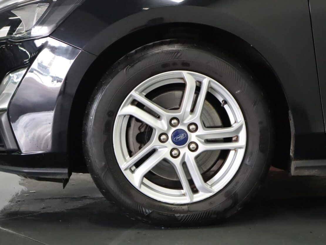 Ford Focus 1.5 TDCI EcoBlue TITANIUM 5
