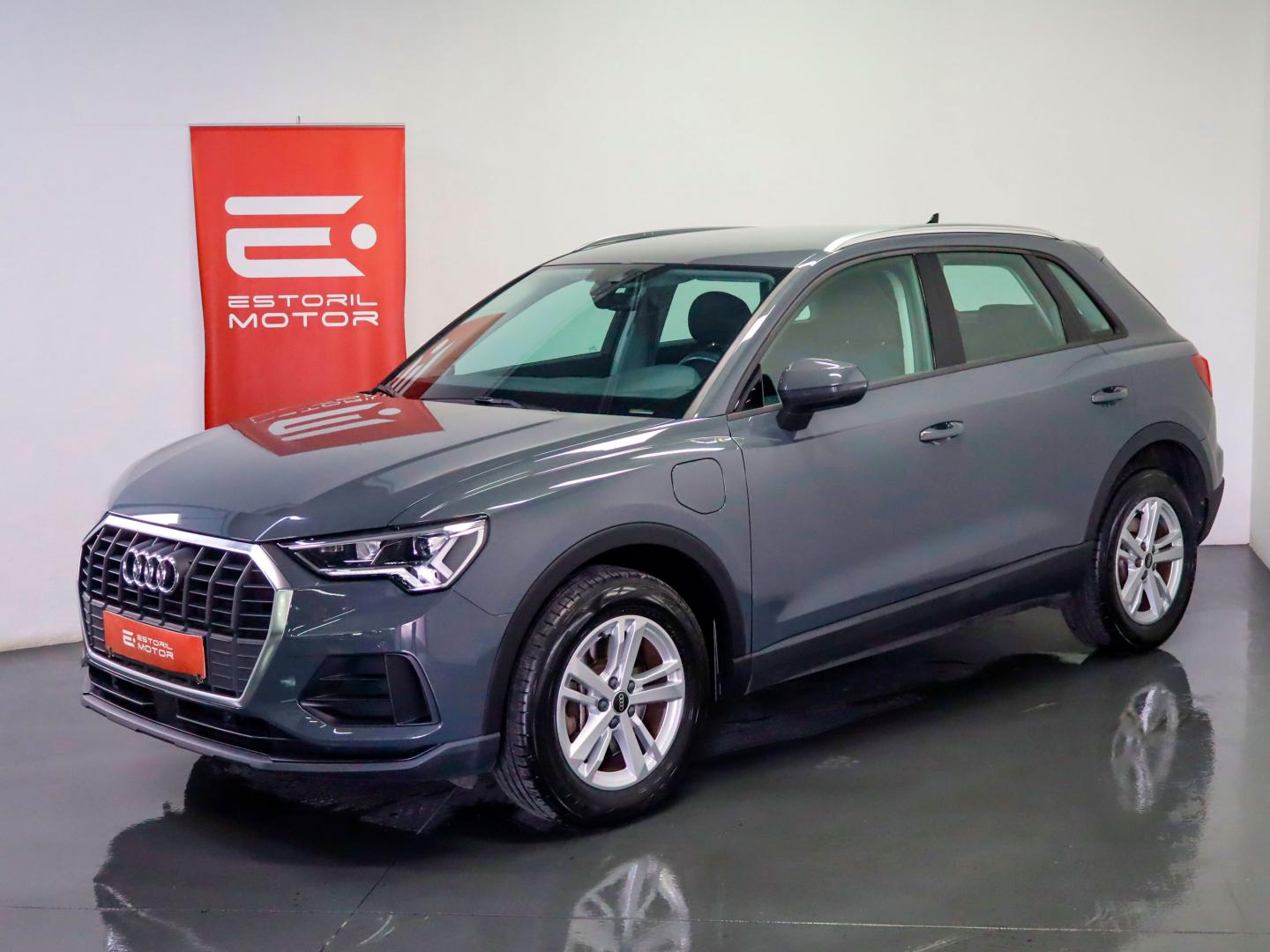 Audi Q3 45 TFSIe S tronic