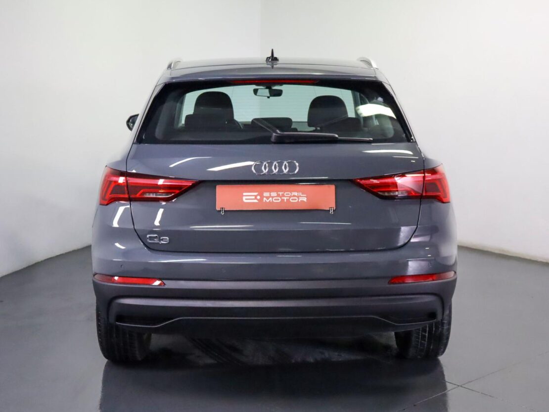 Audi Q3 45 TFSIe S tronic 4