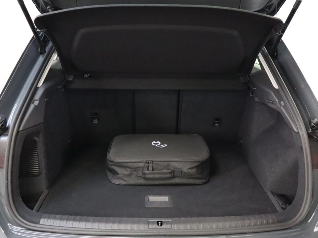 Audi Q3 45 TFSIe S tronic 19