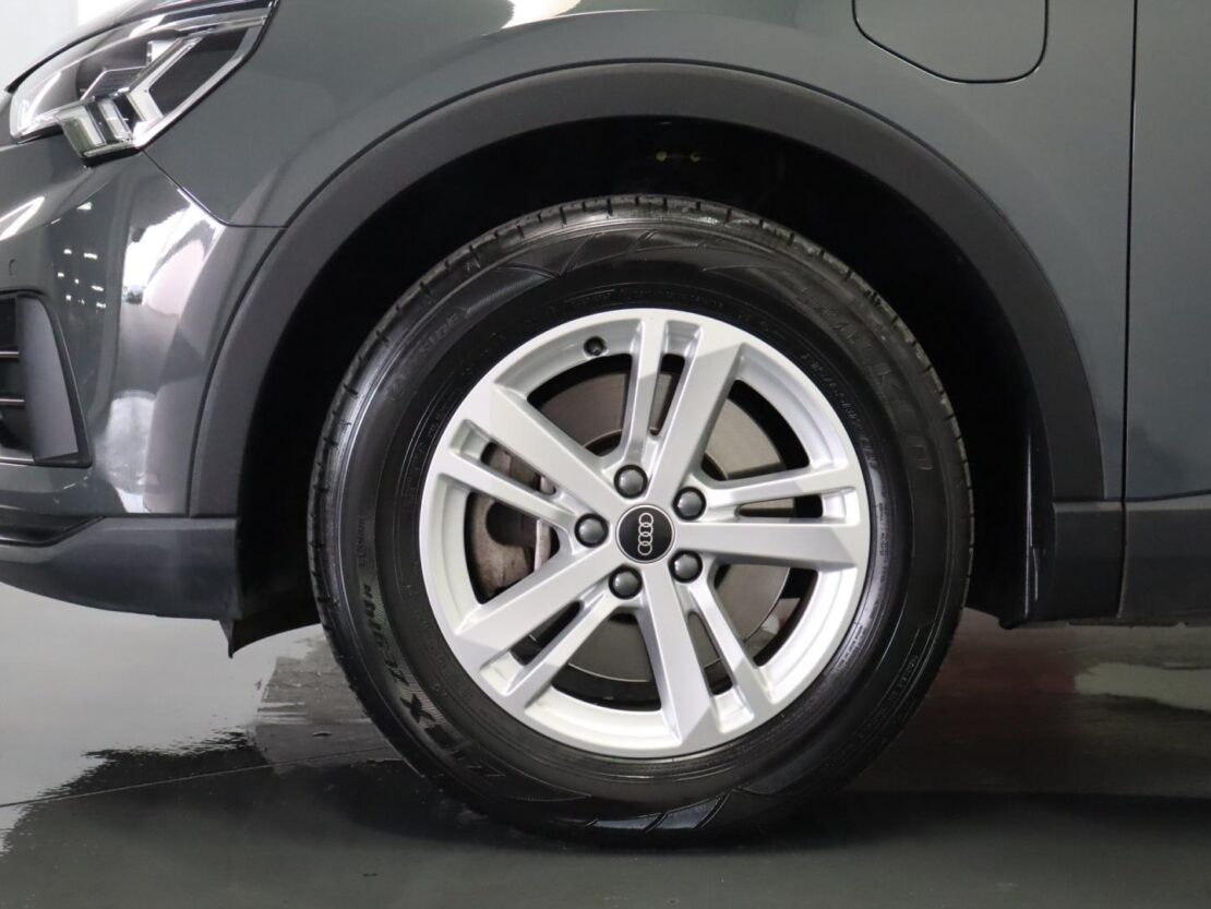 Audi Q3 45 TFSIe S tronic 5