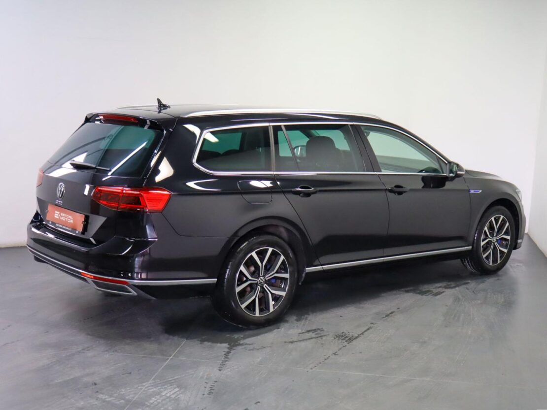 Volkswagen Passat Variant 1.4 TSI GTE Plug-in 3