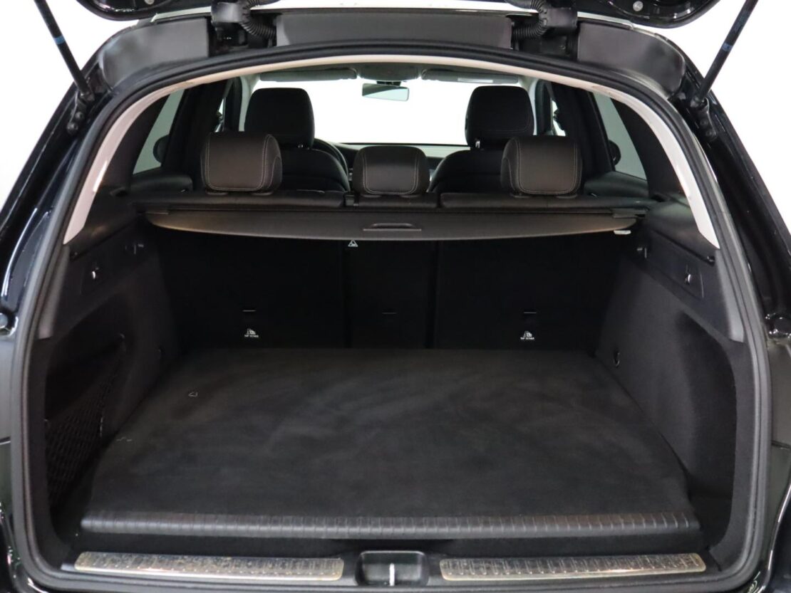 Mercedes Benz GLC SUV 300 e 4MATIC 21