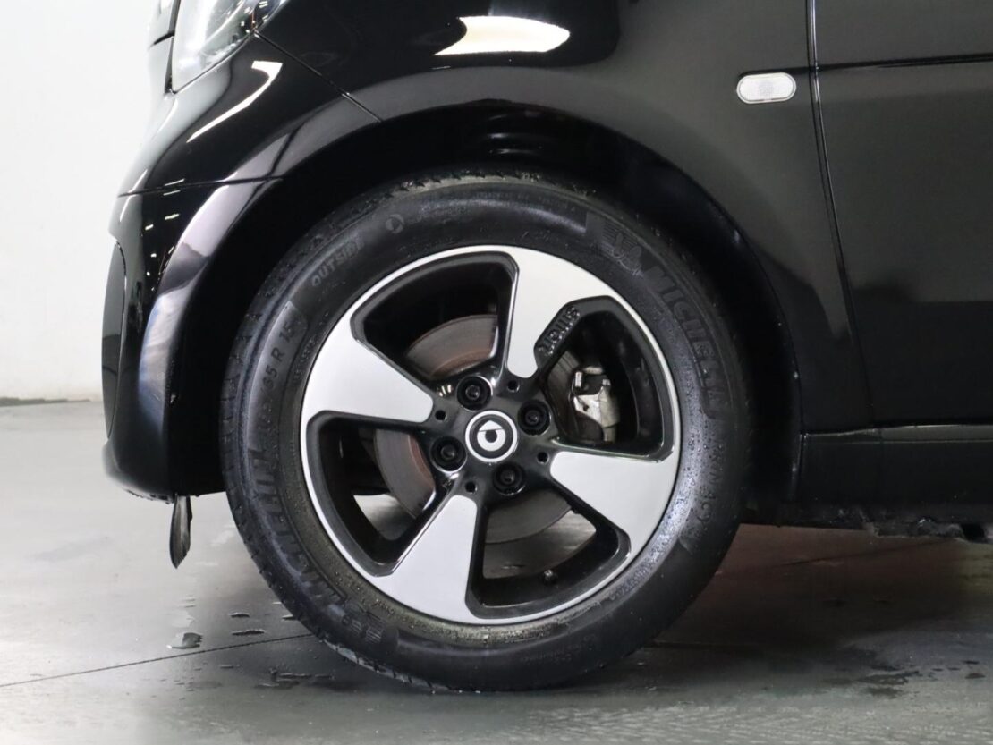 Smart Fortwo EQ passion 5