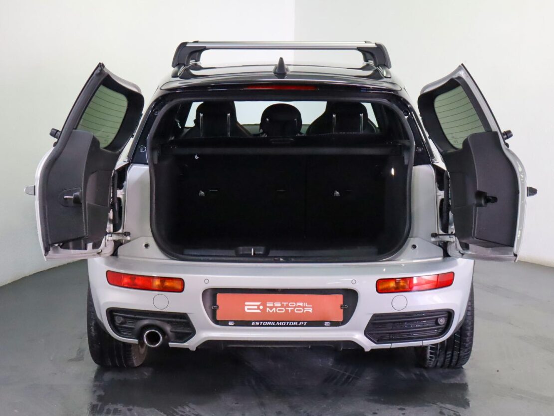 Mini CLUBMAN Cooper D Auto 5