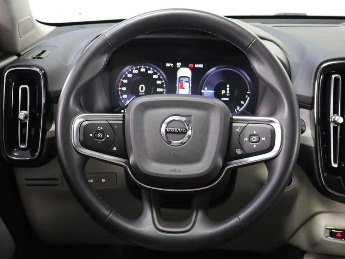 Volvo XC40 1.5 T5 Inscription PHEV 12