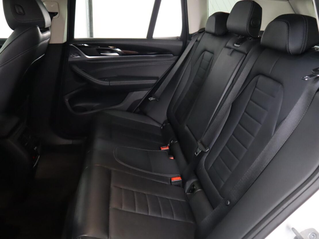 BMW X3 xDrive30e Auto 10