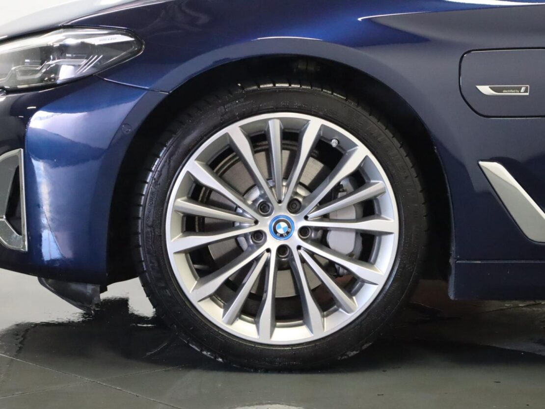 BMW Serie 5 530e Auto Line Luxury 5