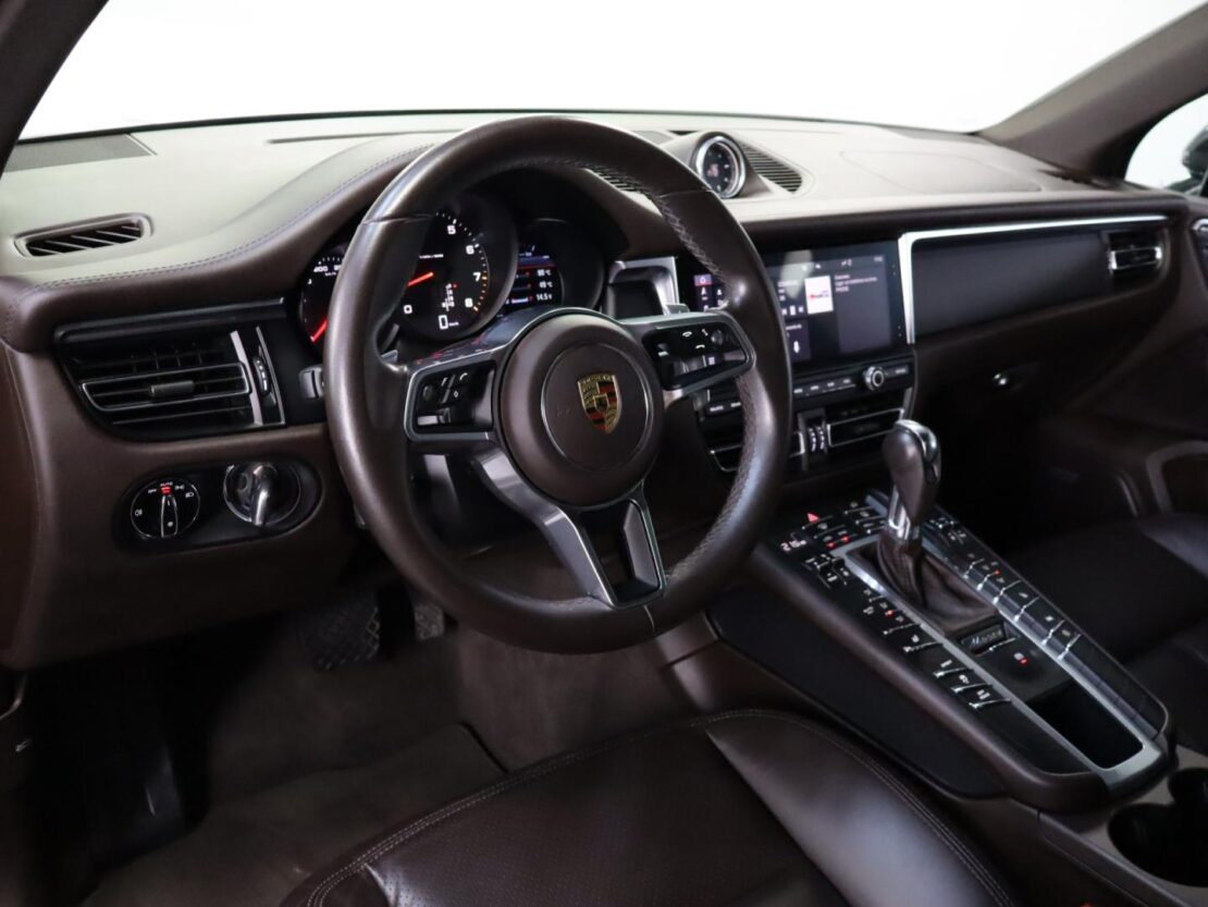 Porsche Macan 2.0 6